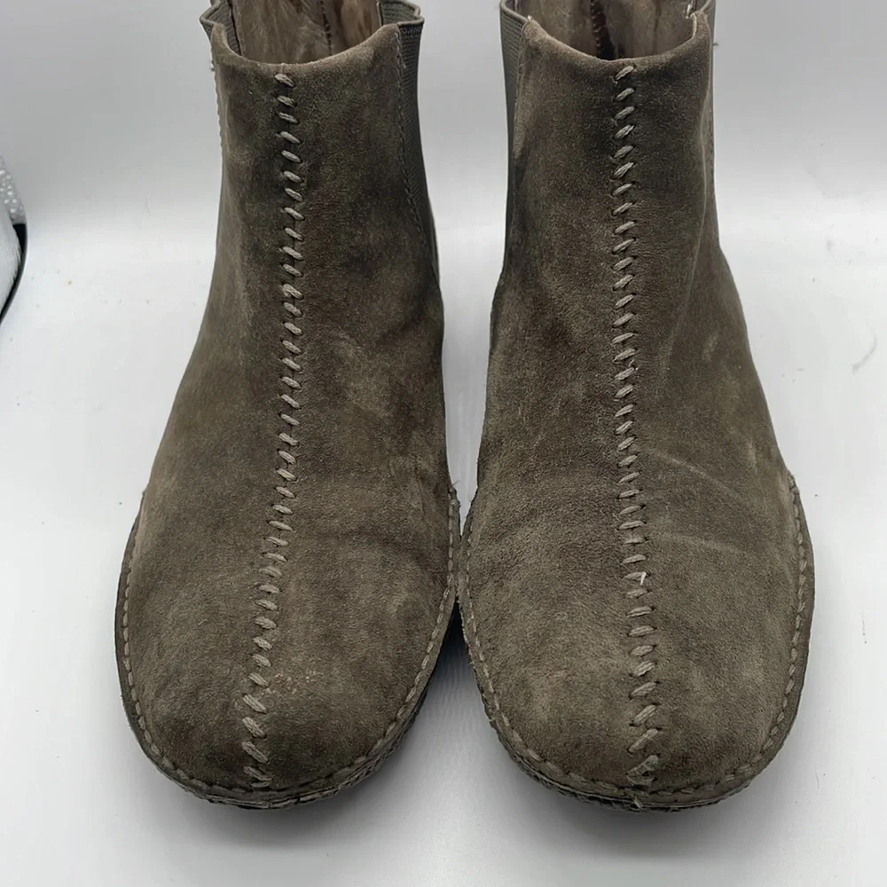 Merrell Slip on Leather performance Ankle Boots Sz 7 EUC - Picture 3 of 8